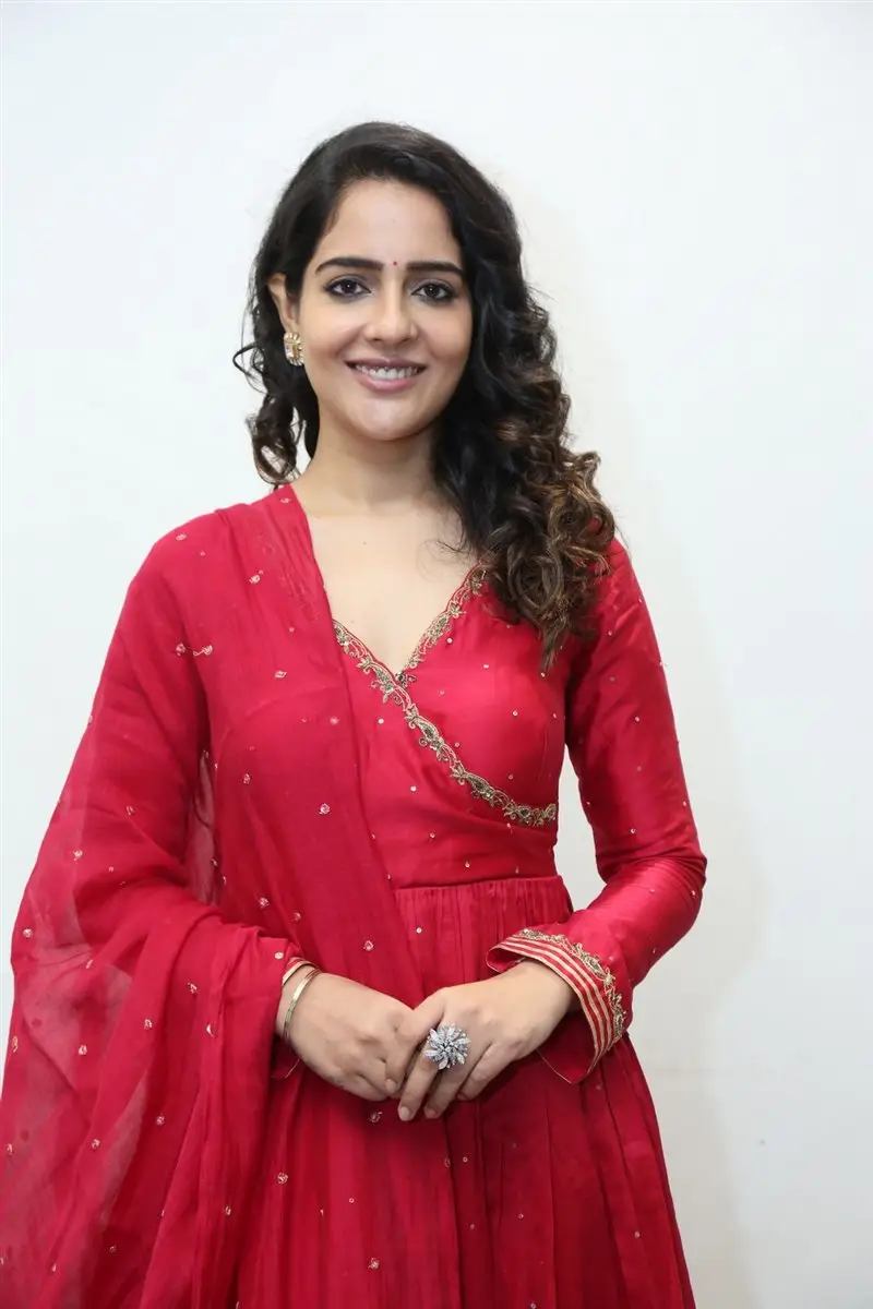 Malvi Malhotra at Tiragabadara Saami Movie Interview